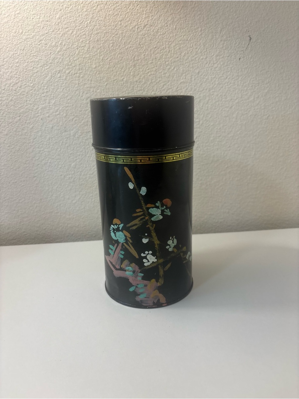 Vintage Taiwanese Tea Tin 1949-52 Black Gold Chinoiserie Can